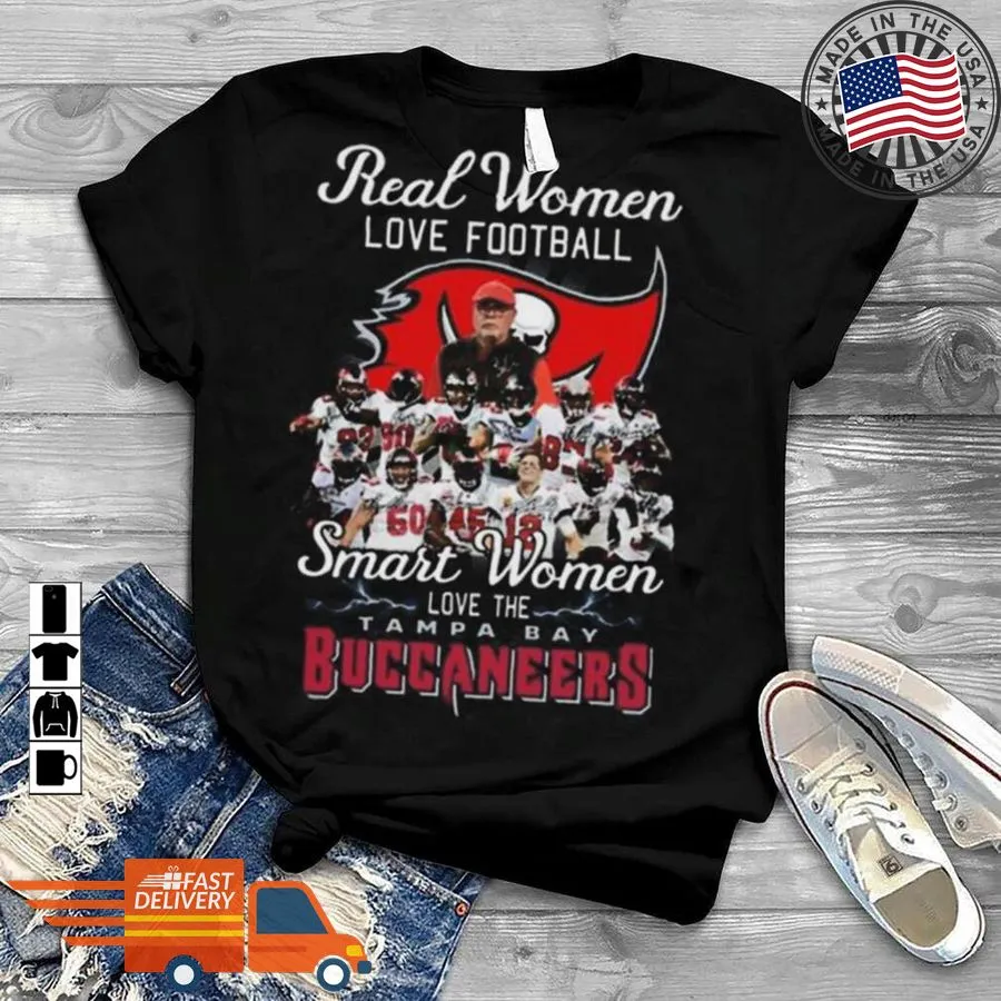 Top Original Real Women Love Football Smart Women Love The Tampa Bay Buccaneers Signatures 2022 Shirt Men T-Shirt