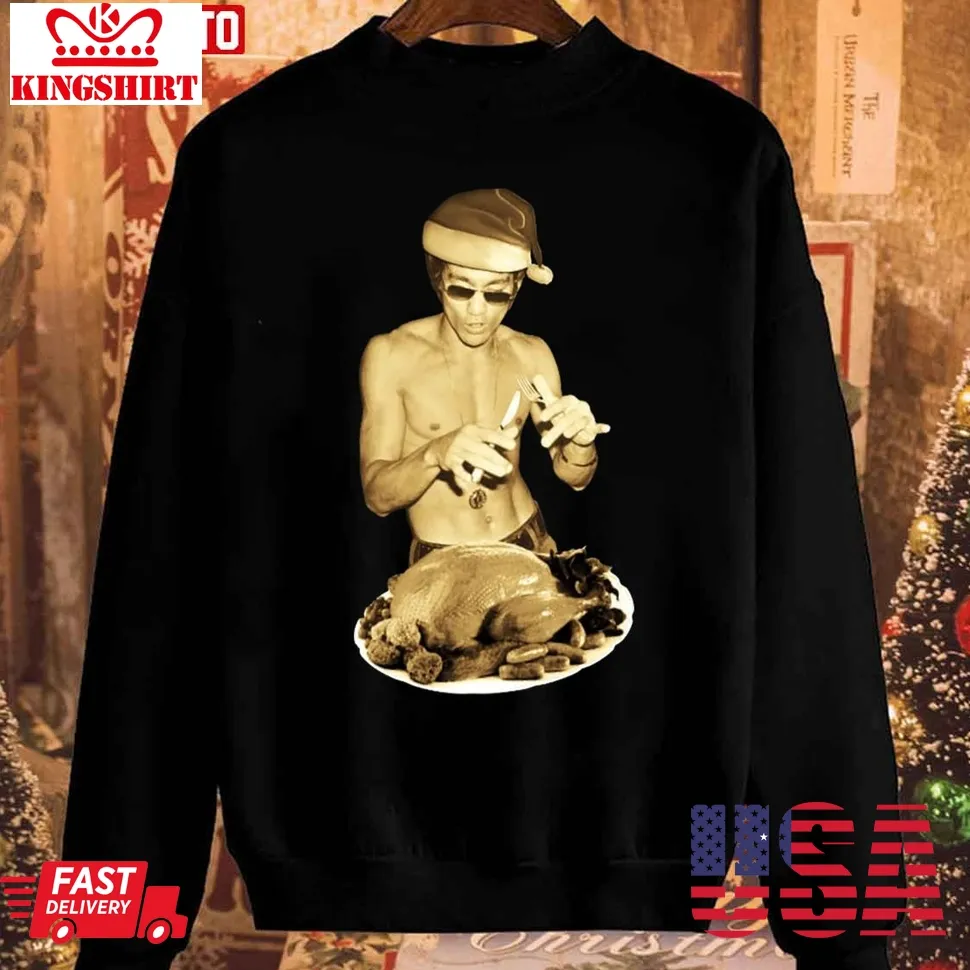Bruce Lee Eating Christmas Dinner Unisex Sweatshirt Plus Size