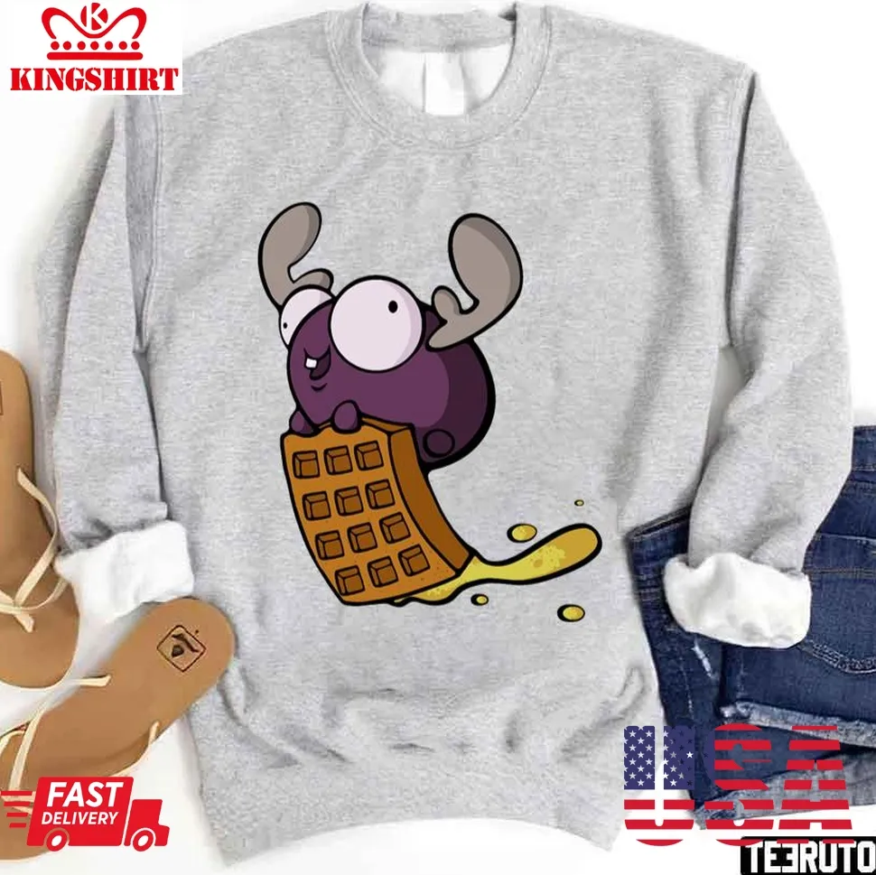 Mini Moose Riding A Waffle Unisex Sweatshirt Unisex Tshirt