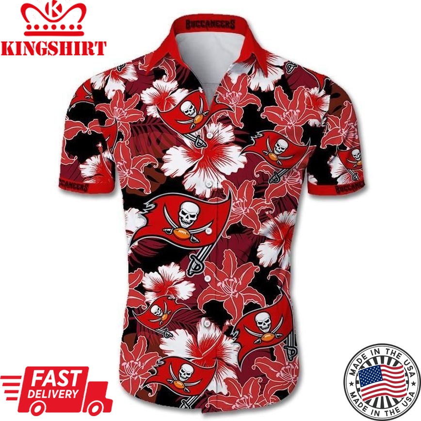 Beach Shirt Tampa Bay Buccaneers Hawaiian All Over Print Shirt Tropical Flower Short Sleeve Slim Fit Body