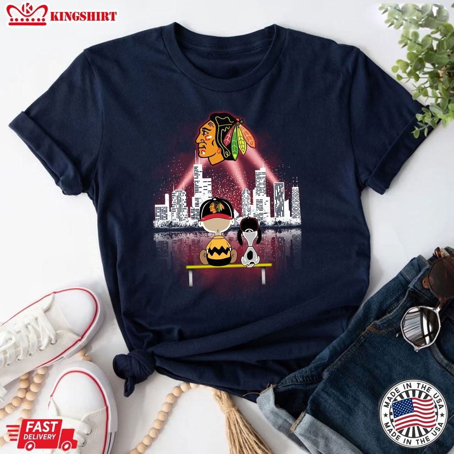 Charlie Brown And Snoopy Watching City Chicago Blackhawks T-Shirt