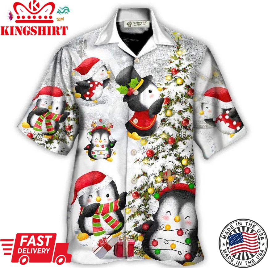 Christmas Chilling Penguin Family In Love Christmas Hawaiian Shirt