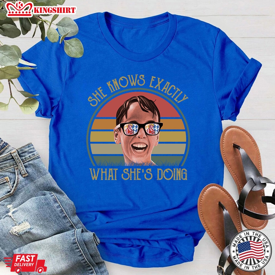 She Knows Exactly What She's Doing Wendy Peffercorn T-Shirt