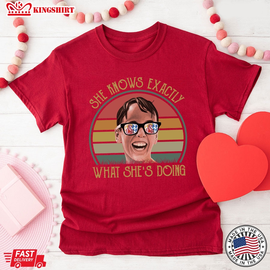 She Knows Exactly What She's Doing Wendy Peffercorn T-Shirt